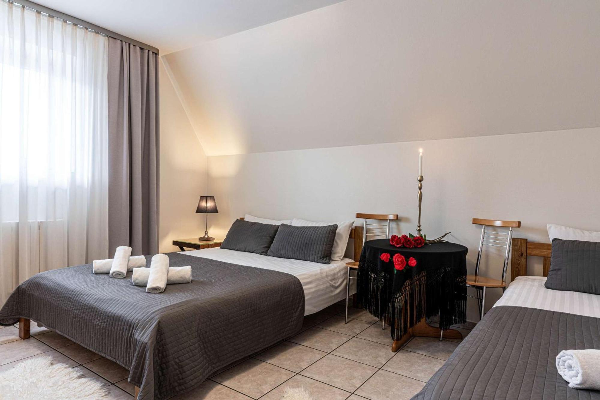 Liberta Inn - Pokoje Goscinne Zakopane Esterno foto